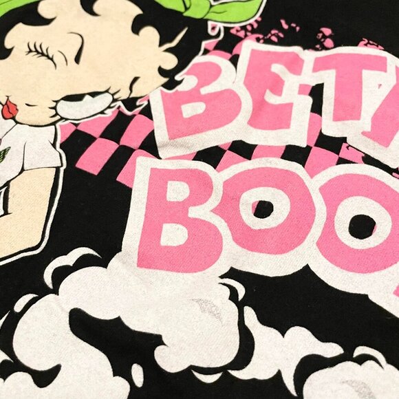 Betty Boop Pink Car Tshirt Womens Size Small Shirt - Picture 9 of 16
